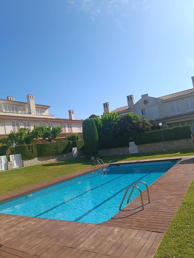 Cambrils Adosado Con Piscina 4 Habitaciones, 8 Huespedes Buitenkant foto
